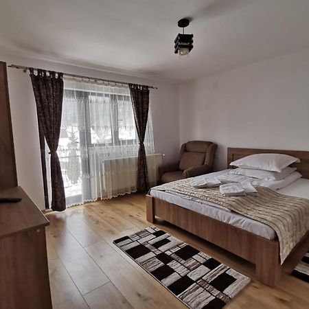 Casa Dana Olteanu Hotel Moeciu De Sus Ngoại thất bức ảnh