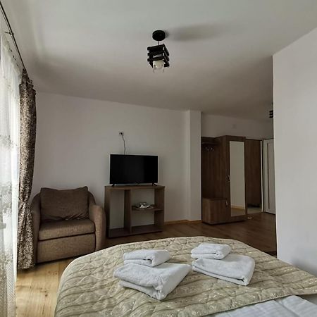 Casa Dana Olteanu Hotel Moeciu De Sus Ngoại thất bức ảnh