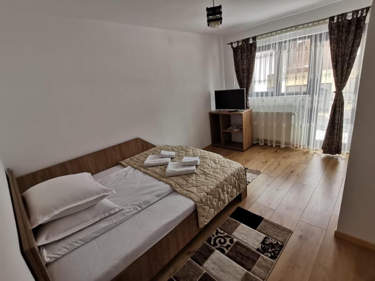 Casa Dana Olteanu Hotel Moeciu De Sus Ngoại thất bức ảnh