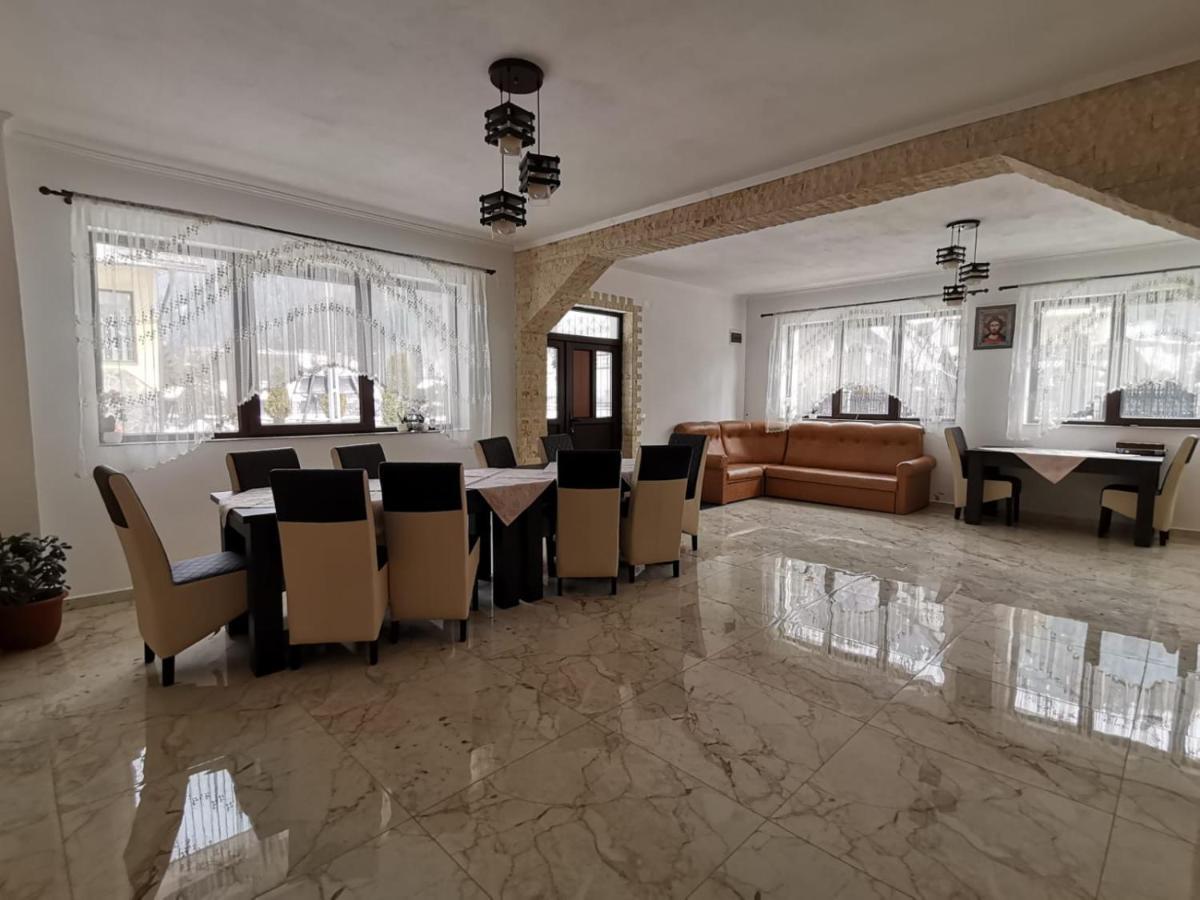 Casa Dana Olteanu Hotel Moeciu De Sus Ngoại thất bức ảnh