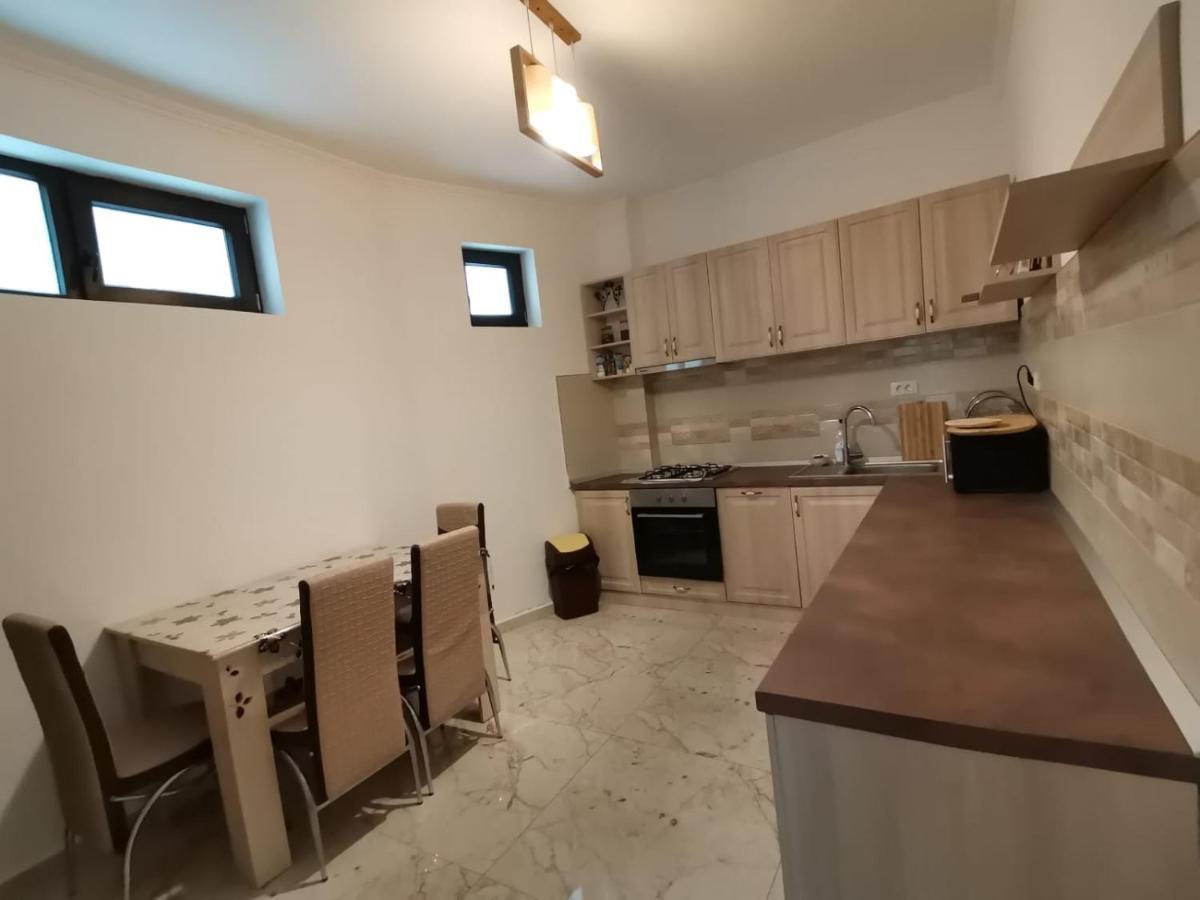 Casa Dana Olteanu Hotel Moeciu De Sus Ngoại thất bức ảnh