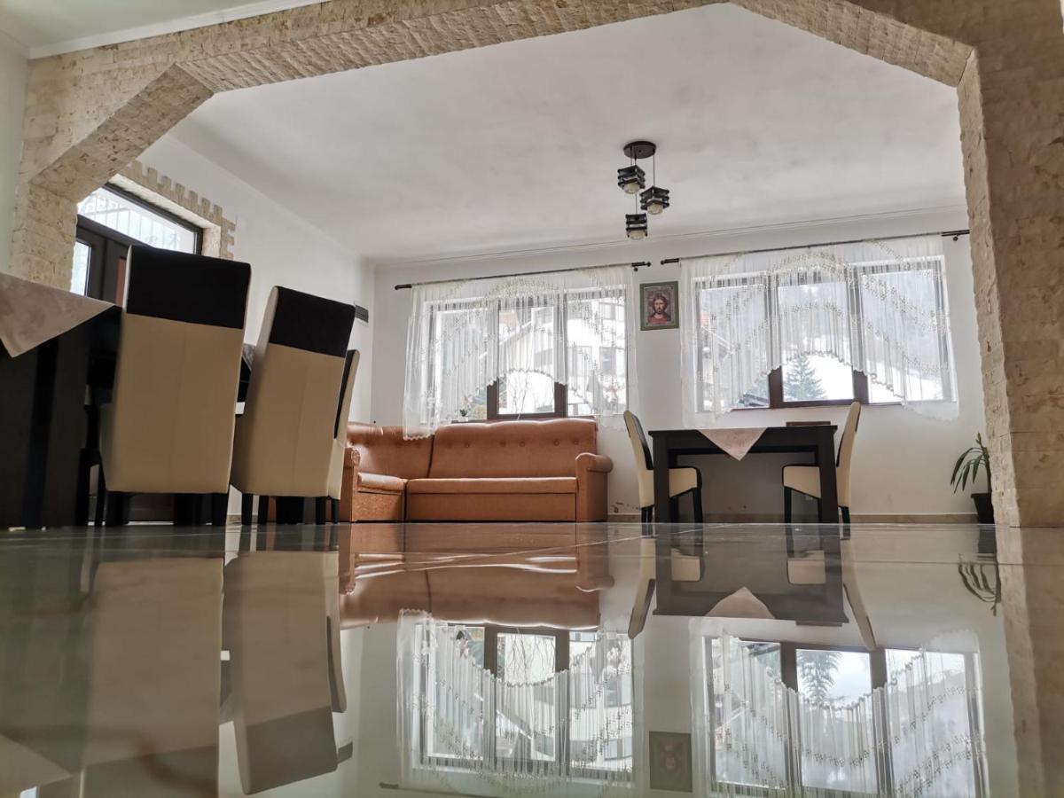 Casa Dana Olteanu Hotel Moeciu De Sus Ngoại thất bức ảnh