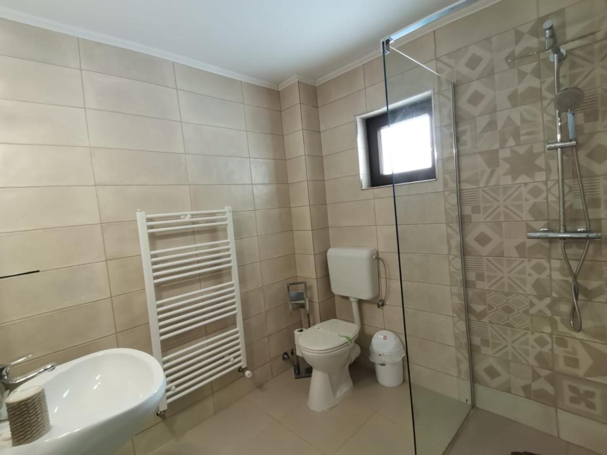 Casa Dana Olteanu Hotel Moeciu De Sus Ngoại thất bức ảnh
